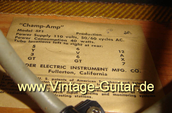 Fender Champ 1960 3.jpg